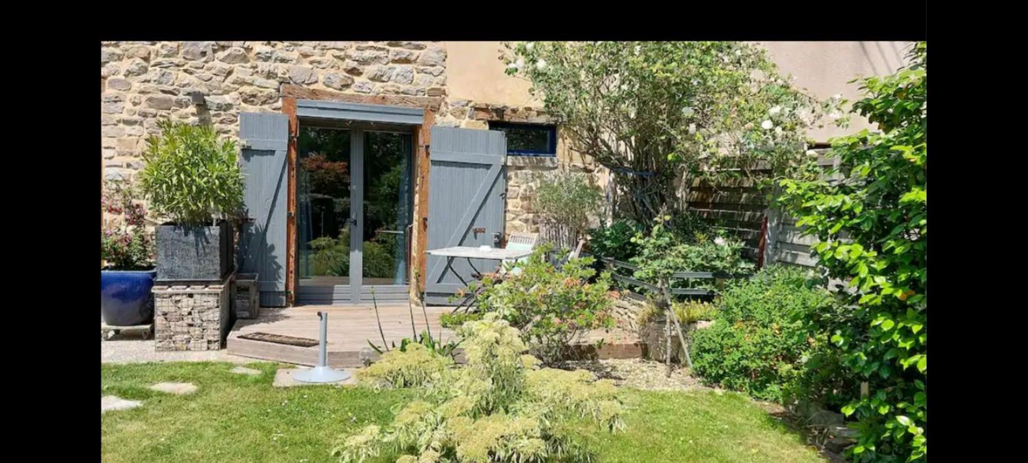 Studio Cosy Proche De Rennes Montreuil-le-Gast Extérieur photo